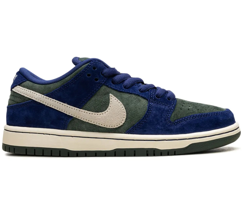 NIKE SB DUNK LOW "DEEP ROYAL BLUE" * NO BOX LID *