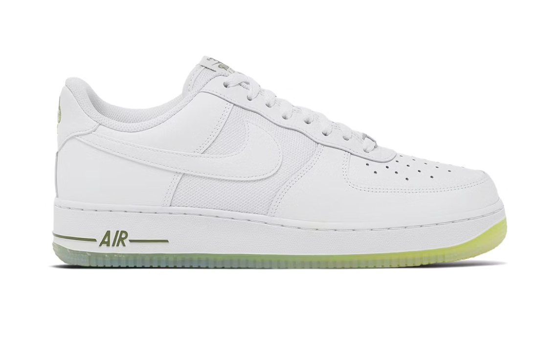 NIKE AIR FORCE 1 ‘07 “WHITE / OIL GREEN” * NO BOX LID *