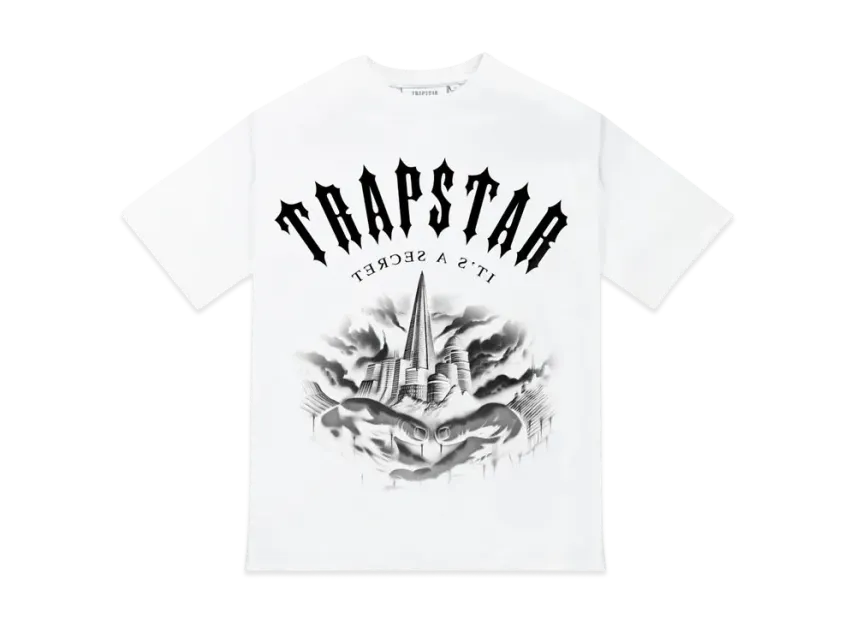 TRAPSTAR IRONGATE PRAYER PRINT TEE “WHITE”